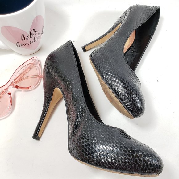 Vince Camuto Textured Platform Leather Heels, 7 - Picture 8 of 13